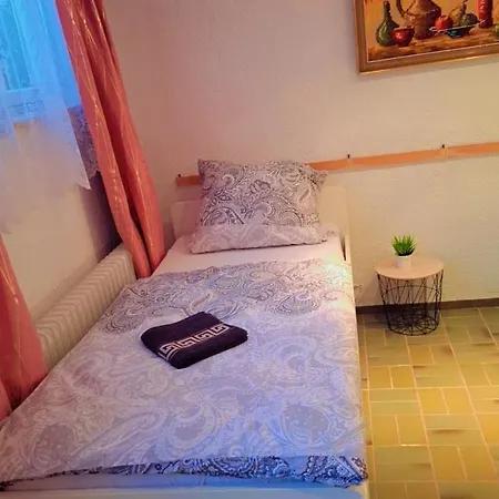 Monteurzimmer, Monteurunterkunft In 20 Km Von Hanau Und 35 Km Von Frankfurt Am Main *