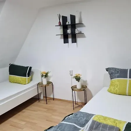 Ubytování v soukromí Monteurzimmer, Monteurunterkunft In 20 Km Von Hanau Und 35 Km Von Frankfurt Am Main *