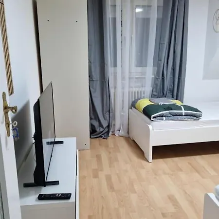 Monteurzimmer, Monteurunterkunft In 20 Km Von Hanau Und 35 Km Von Frankfurt Am Main Florstadt