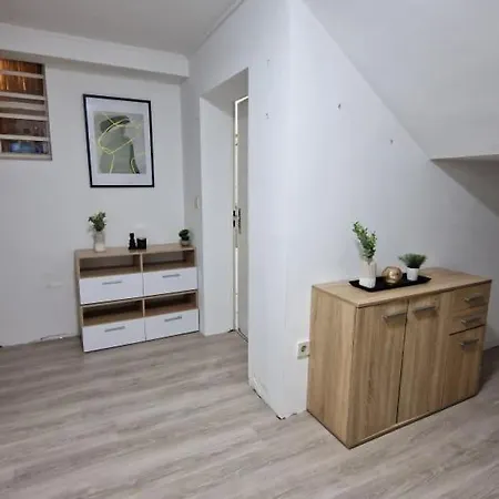 Monteurzimmer, Monteurunterkunft In 20 Km Von Hanau Und 35 Km Von Frankfurt Am Main Florstadt