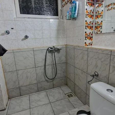 Monteurzimmer, Monteurunterkunft In 20 Km Von Hanau Und 35 Km Von Frankfurt Am Main Alloggio in famiglia *
