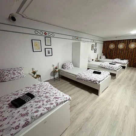 Alloggio in famiglia Monteurzimmer, Monteurunterkunft In 20 Km Von Hanau Und 35 Km Von Frankfurt Am Main