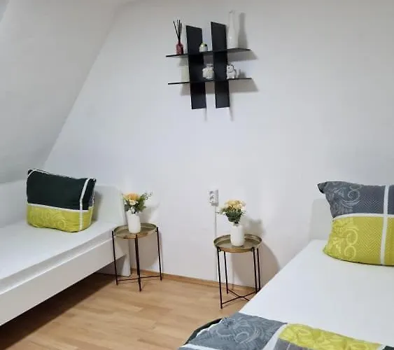 民宿 Monteurzimmer, Monteurunterkunft In 20 Km Von Hanau Und 35 Km Von Frankfurt Am Main *