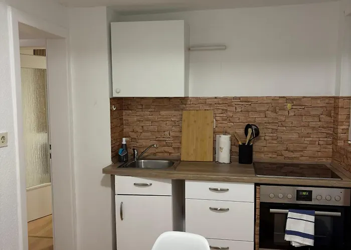 民宿 Monteurzimmer, Monteurunterkunft In 20 Km Von Hanau Und 35 Km Von Frankfurt Am Main Florstadt