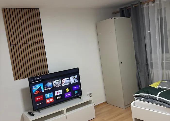 Monteurzimmer, Monteurunterkunft In 20 Km Von Hanau Und 35 Km Von Frankfurt Am Main Homestay *